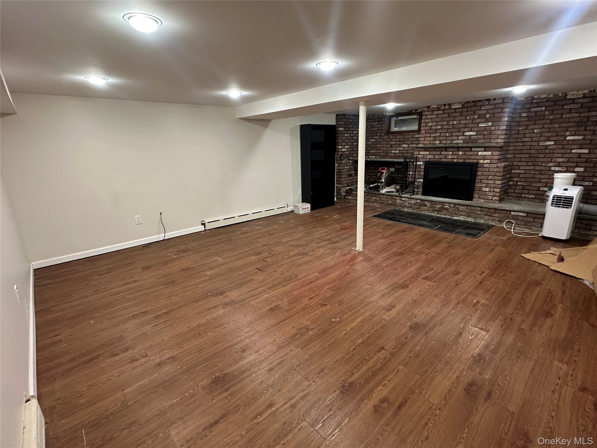 35 Sheridan Street – For Sale photo 16