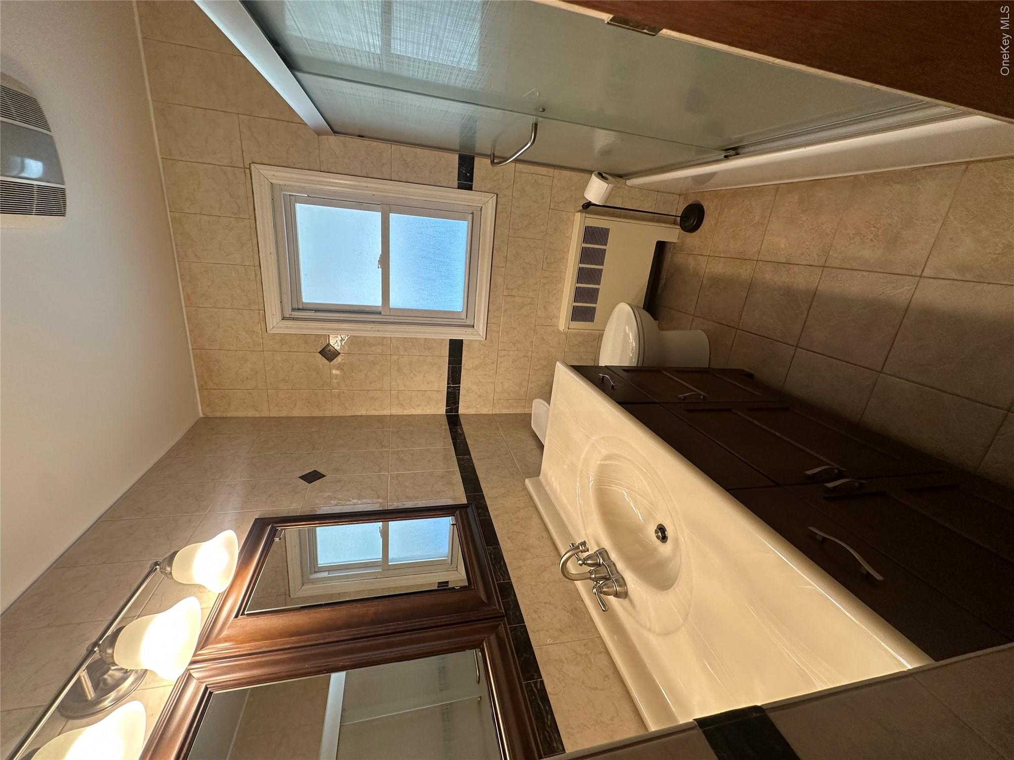 35 Sheridan Street – For Sale photo 10