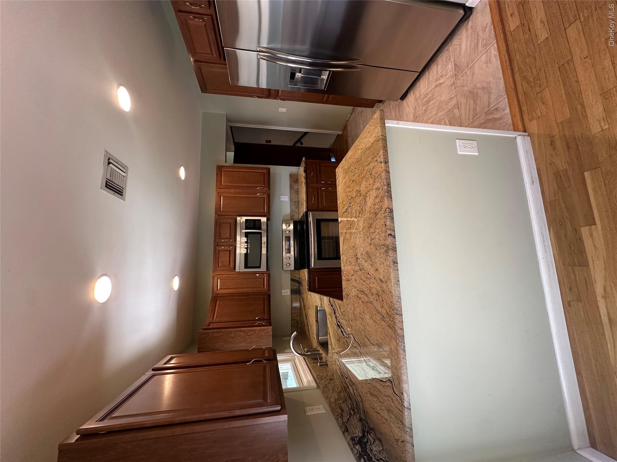 35 Sheridan Street – For Sale photo 4