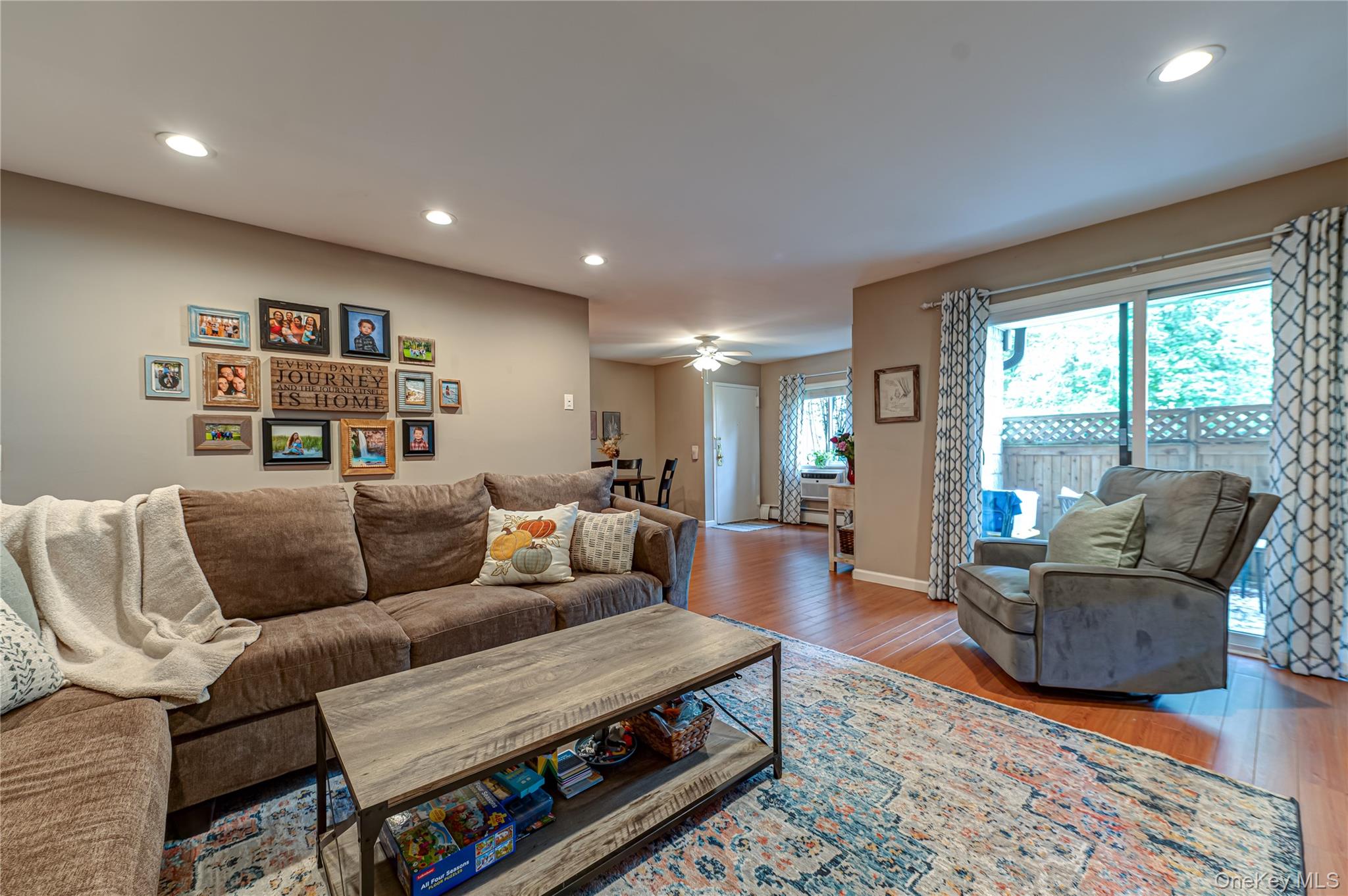 85 Richmond Boulevard, Unit 1A photo 13