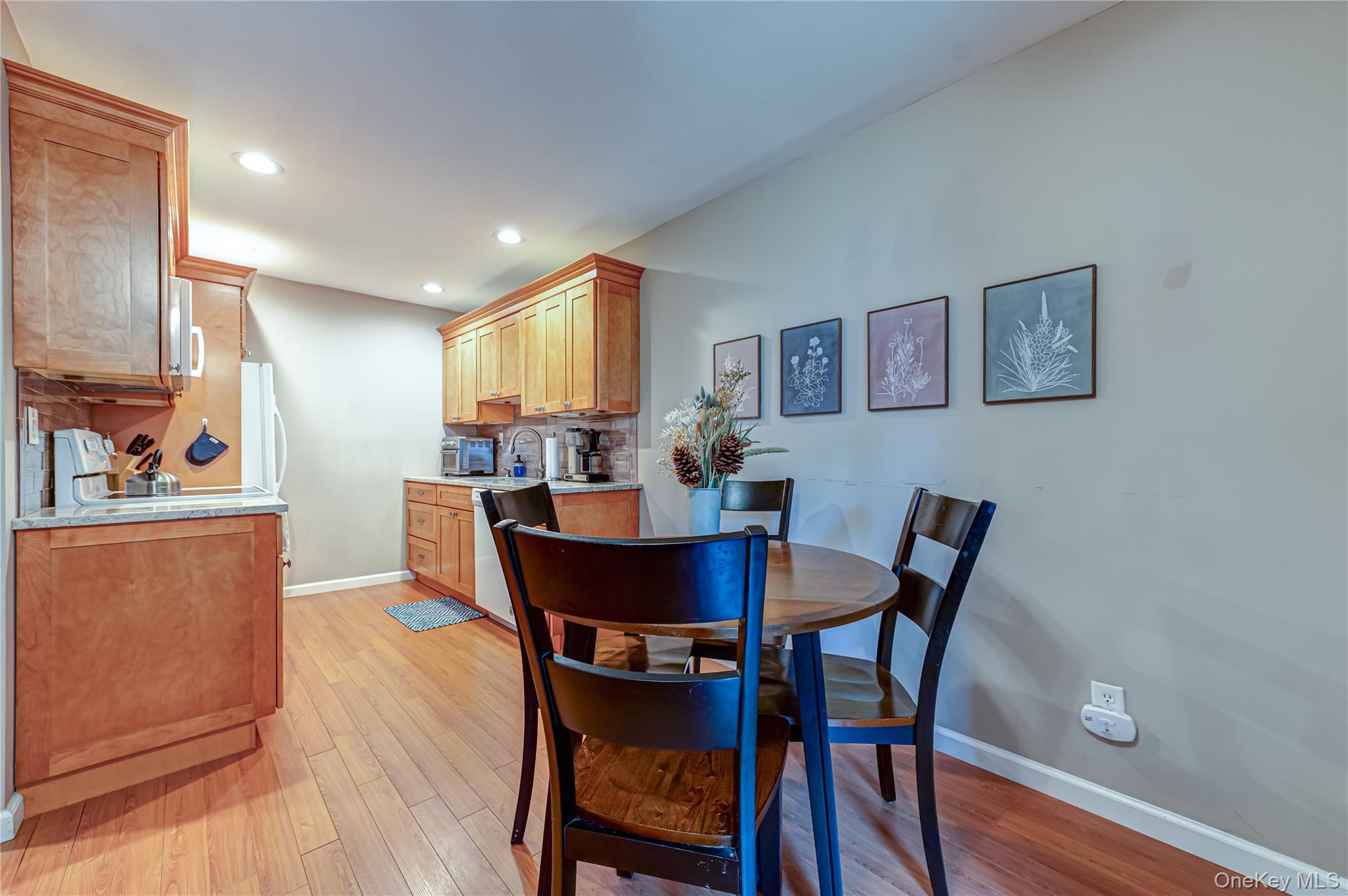85 Richmond Boulevard, Unit 1A photo 7
