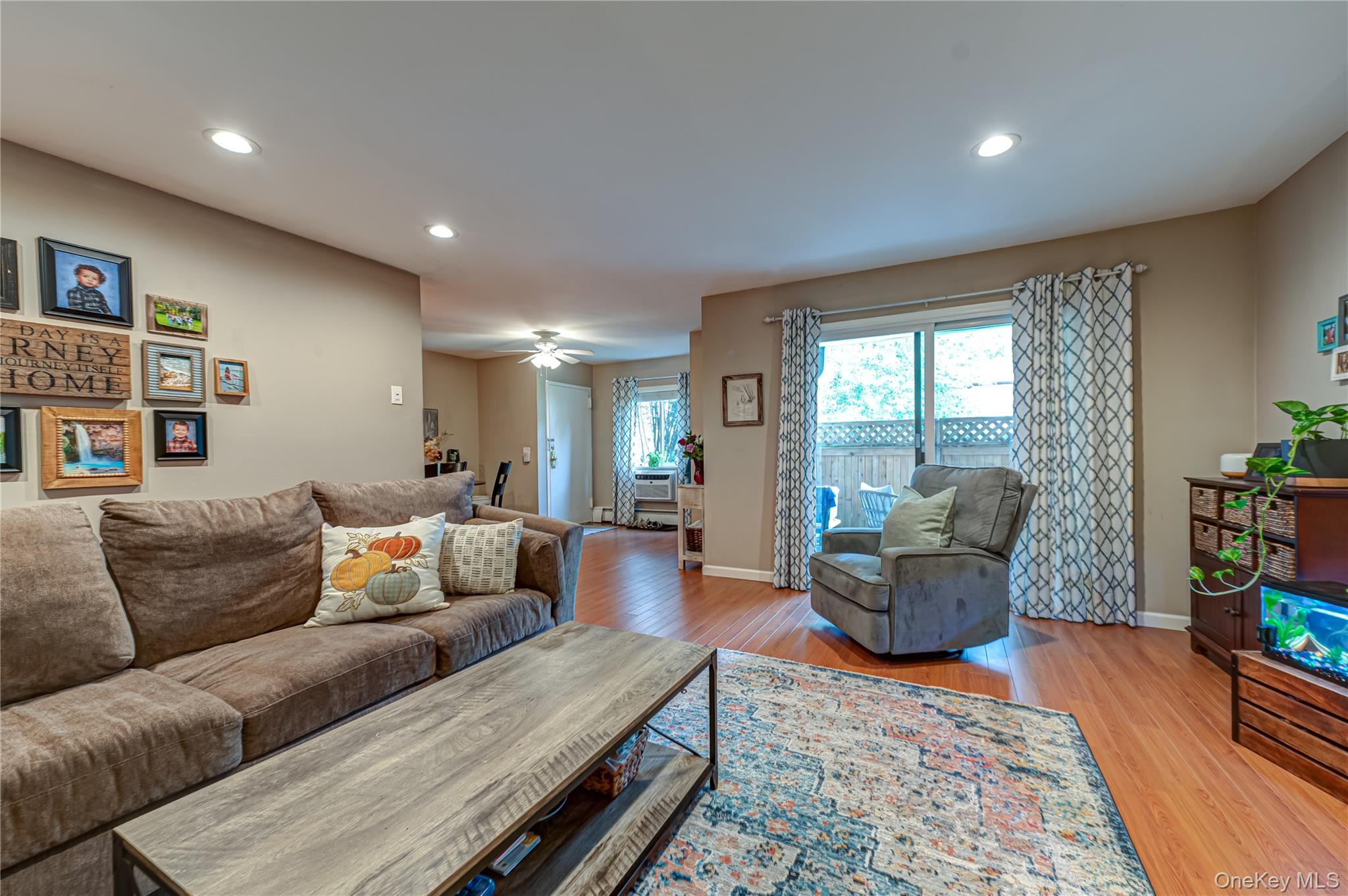 85 Richmond Boulevard, Unit 1A photo 11