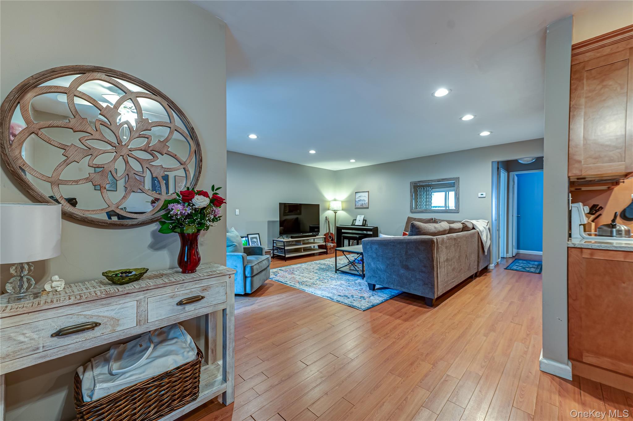 85 Richmond Boulevard, Unit 1A photo 5