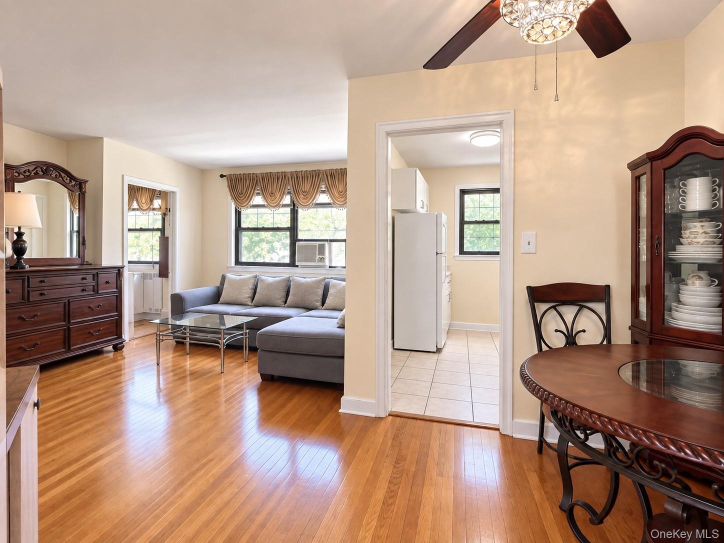 69-12 138th Street, Unit B photo 5