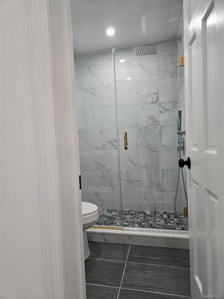 3074 Lexington Avenue, Unit 2 photo 14