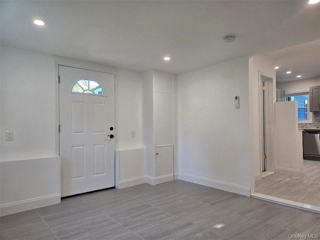 3074 Lexington Avenue, Unit 2 photo 5