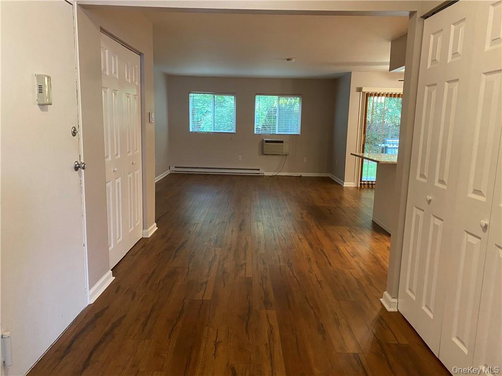 11 B Scarborough Lane Lane, Unit B photo 7