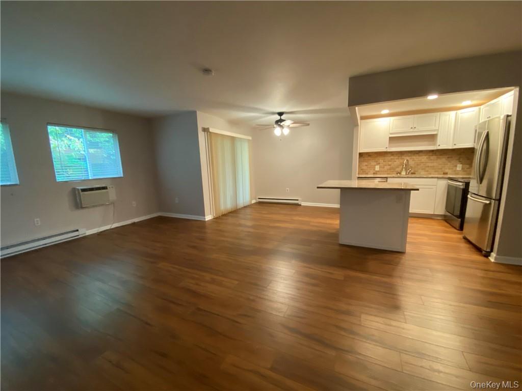 11 B Scarborough Lane Lane, Unit B photo 6