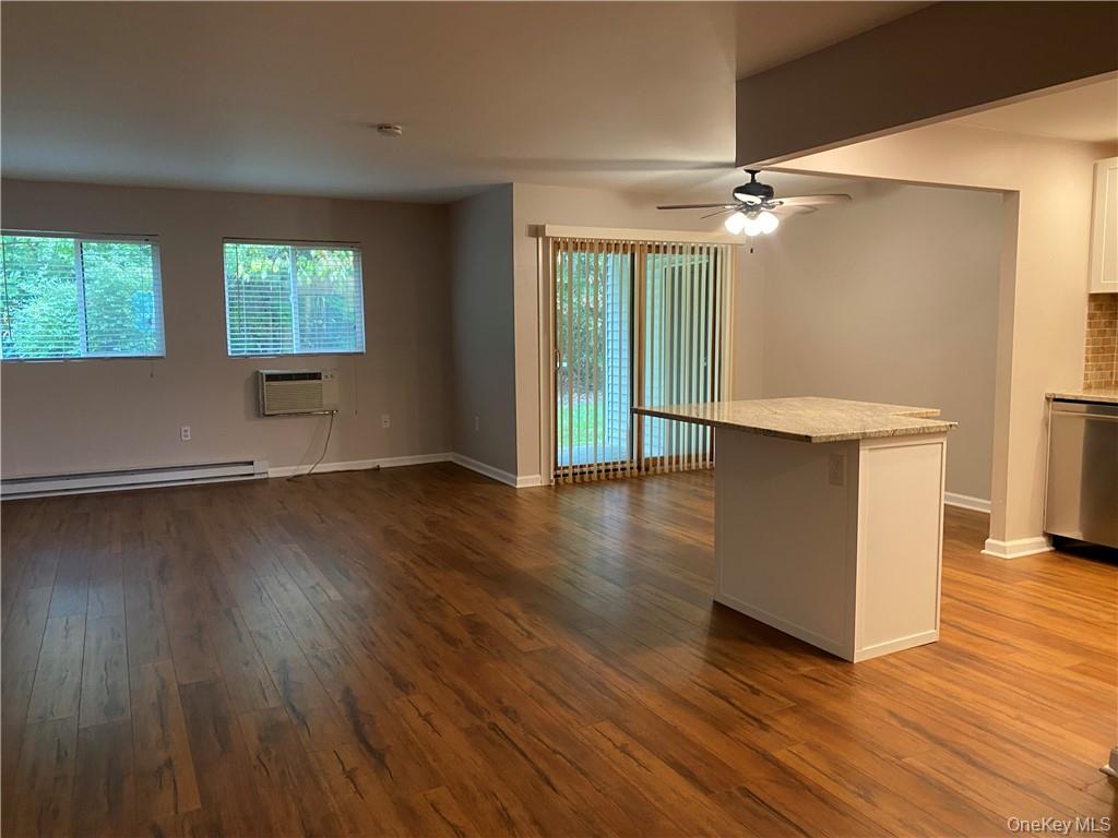 11 B Scarborough Lane Lane, Unit B photo 4