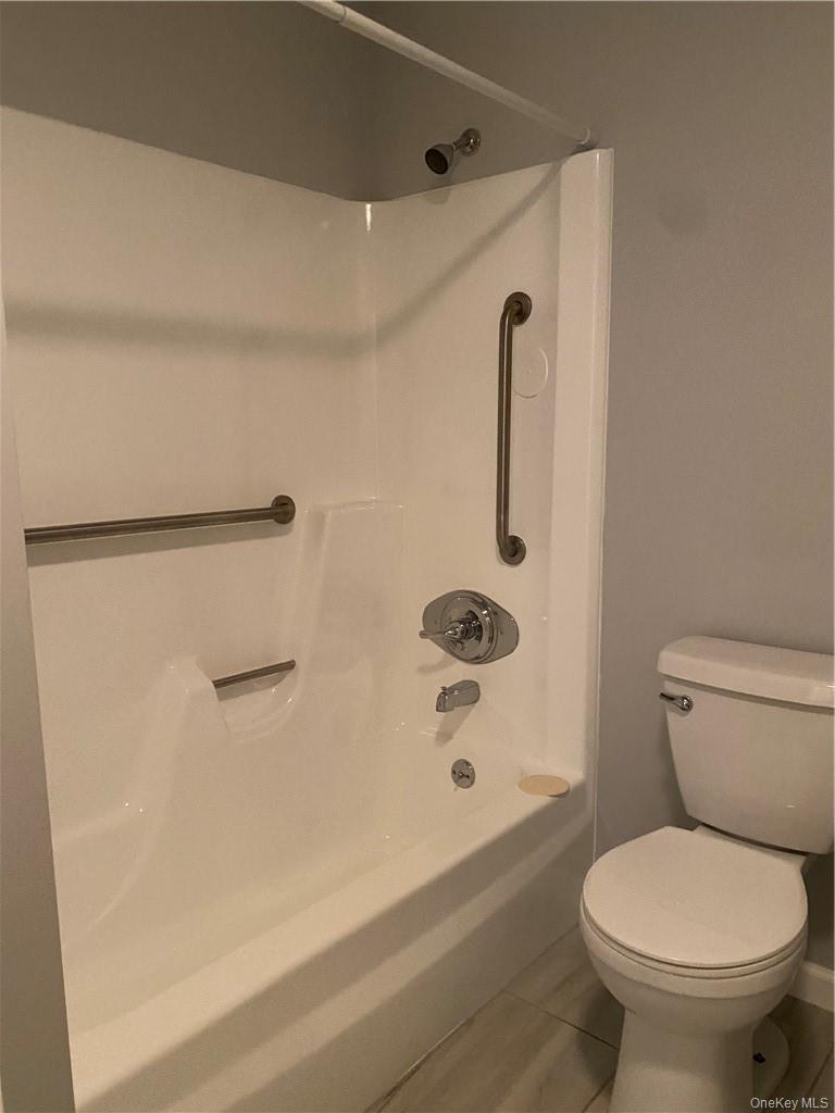 11 B Scarborough Lane Lane, Unit B photo 15