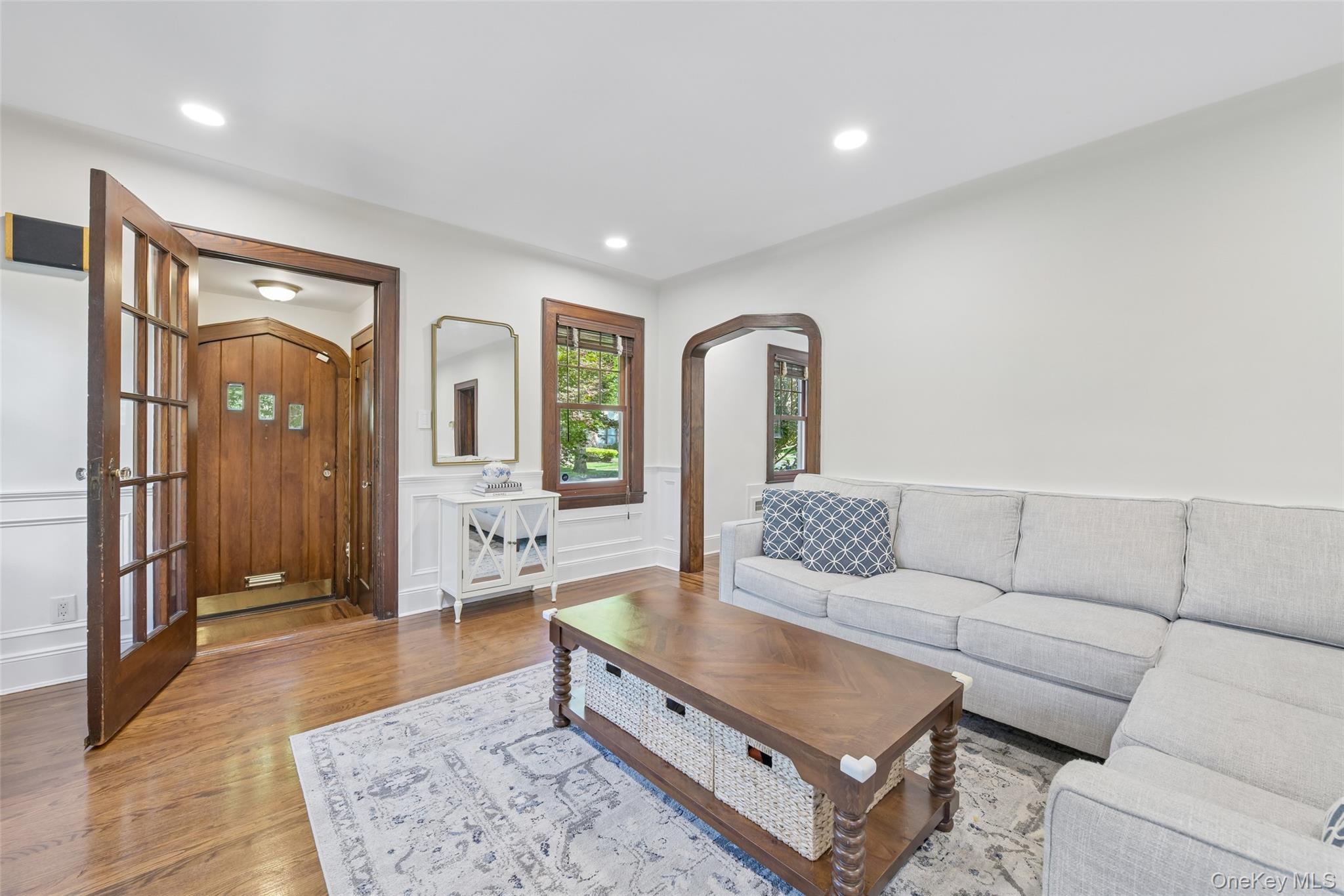 206 Glenmore Street – For Sale photo 4