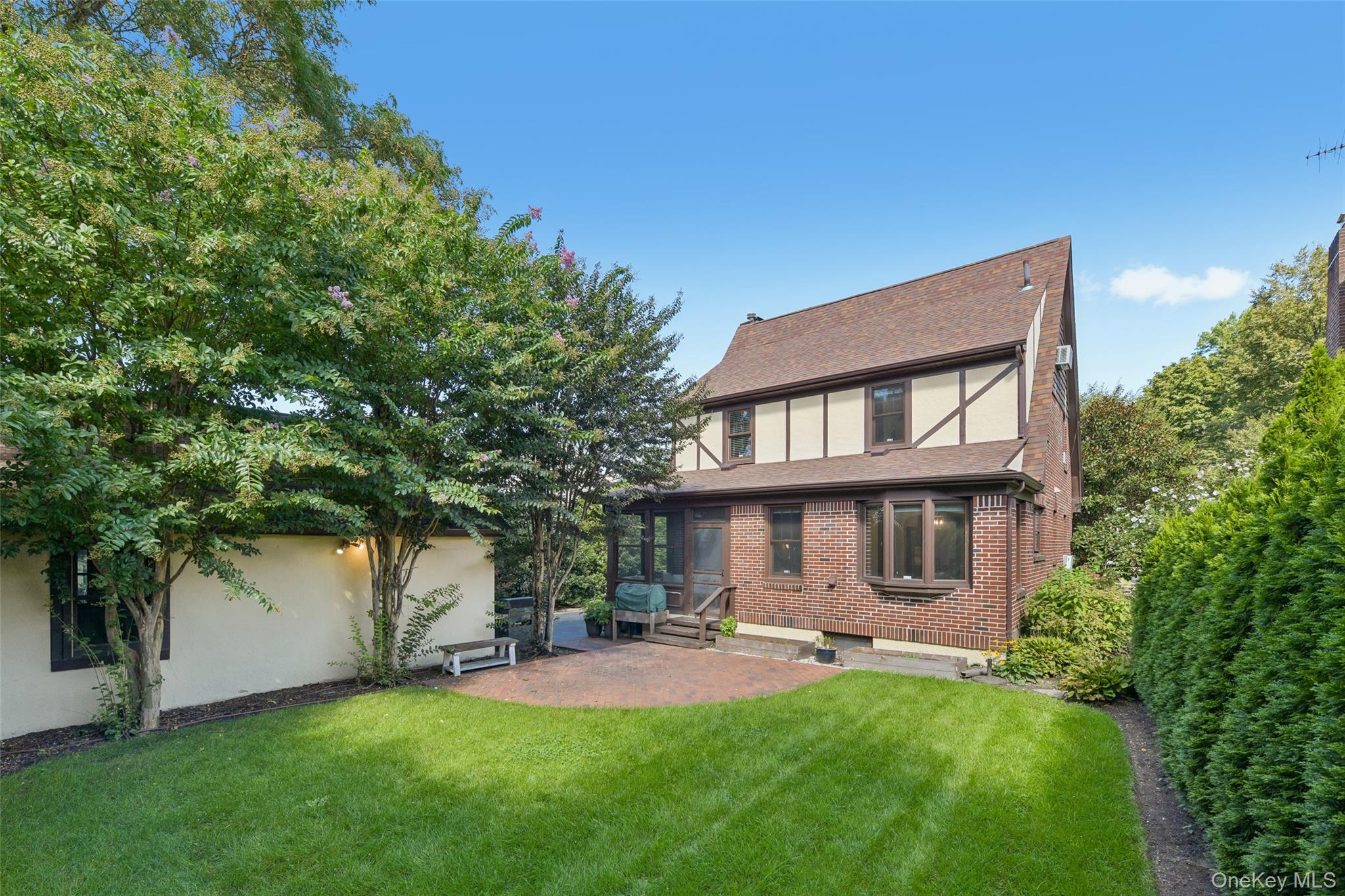 206 Glenmore Street – For Sale photo 32