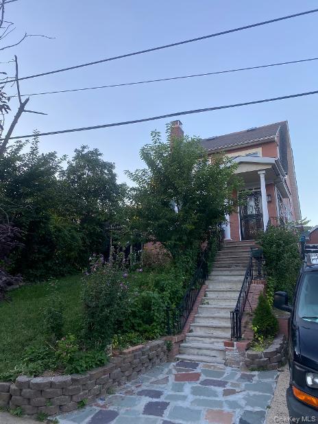 85-25 Kendrick Place – For Rent
