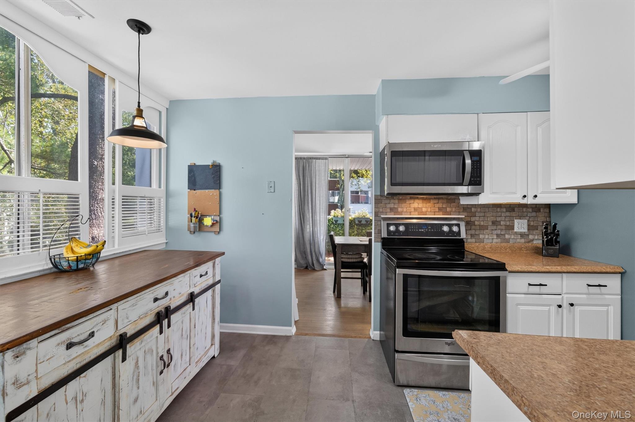 311 Tallwood Drive, Unit 311 photo 14