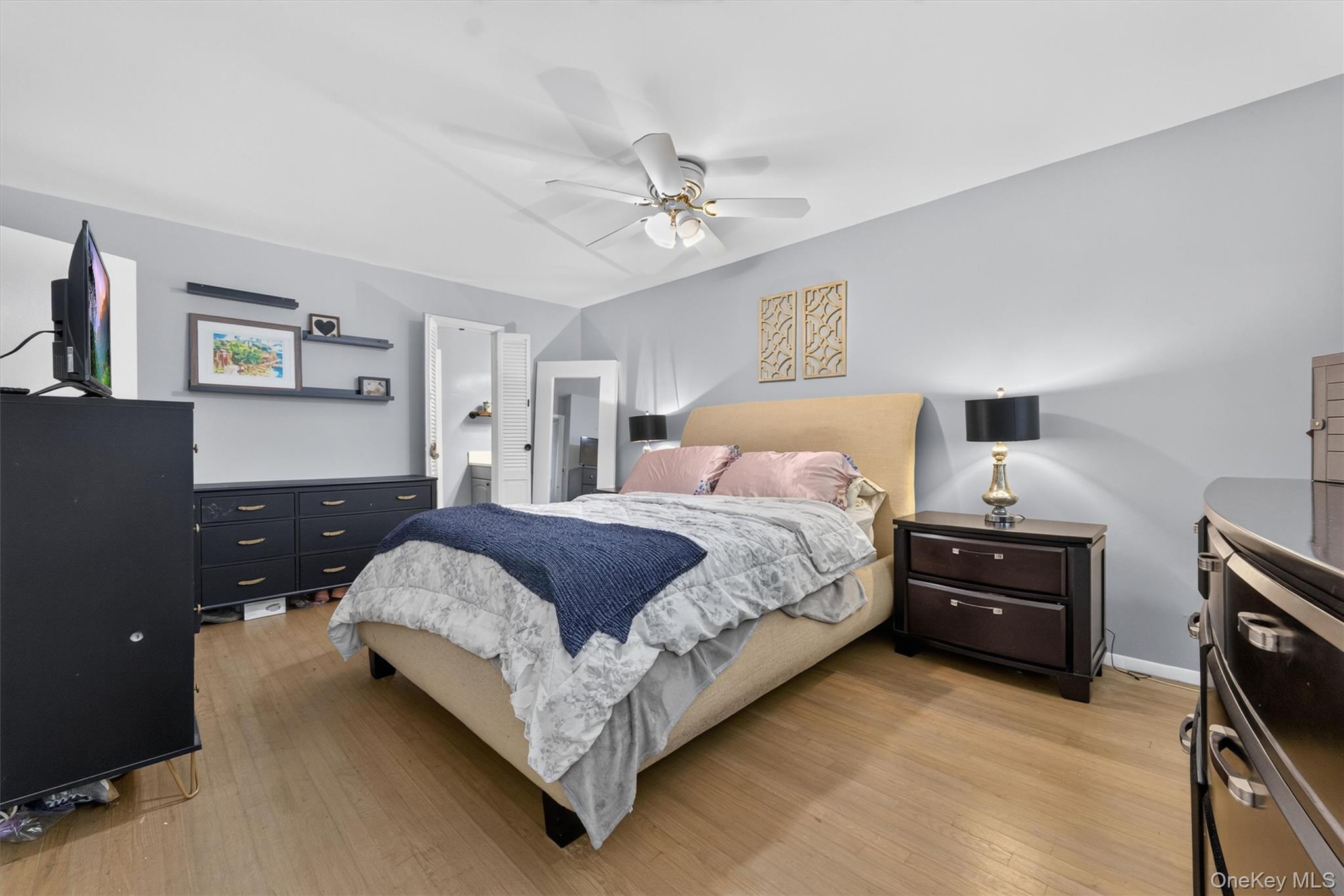 311 Tallwood Drive, Unit 311 photo 16