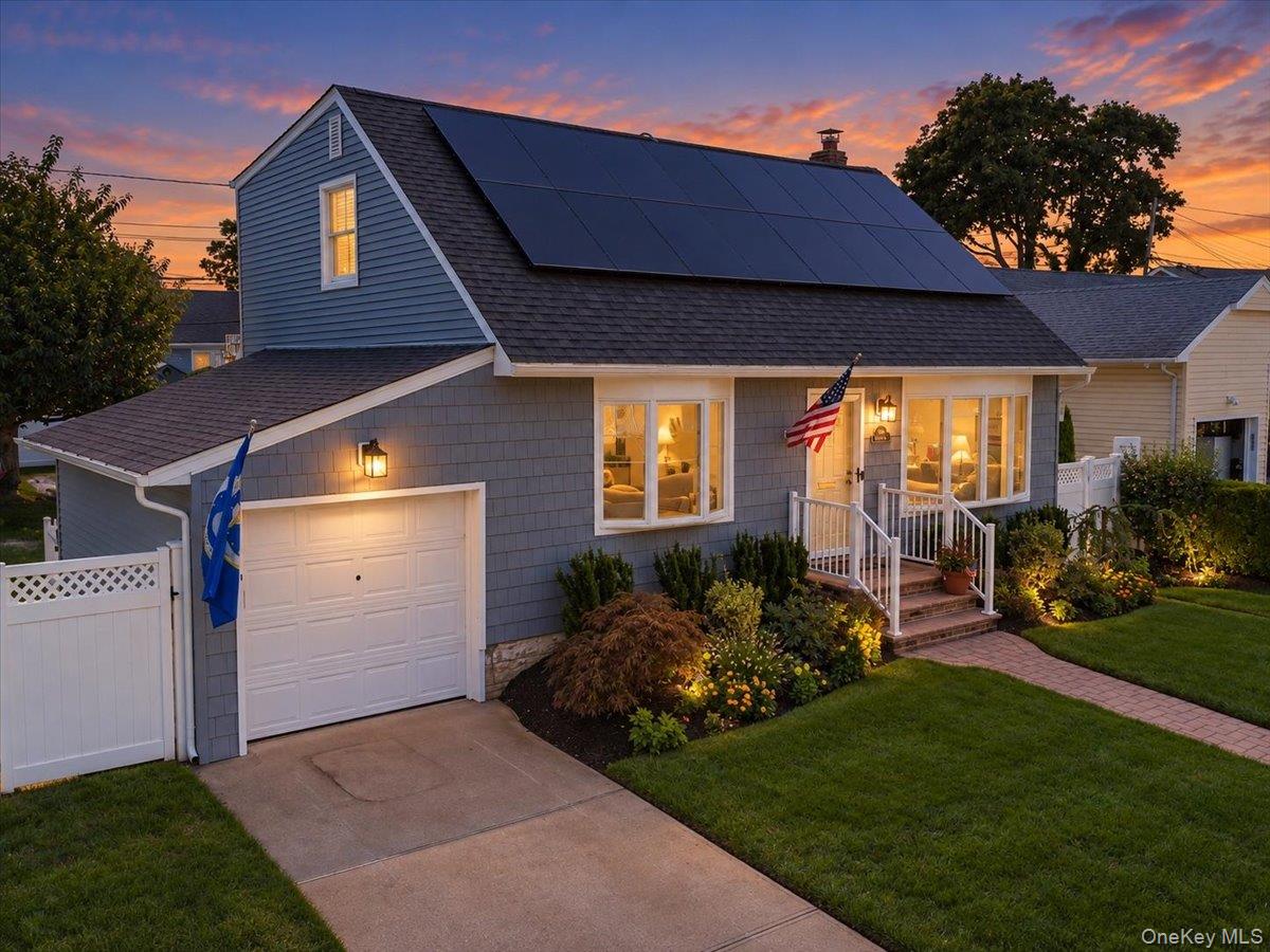 2014 Central Drive S – For Sale