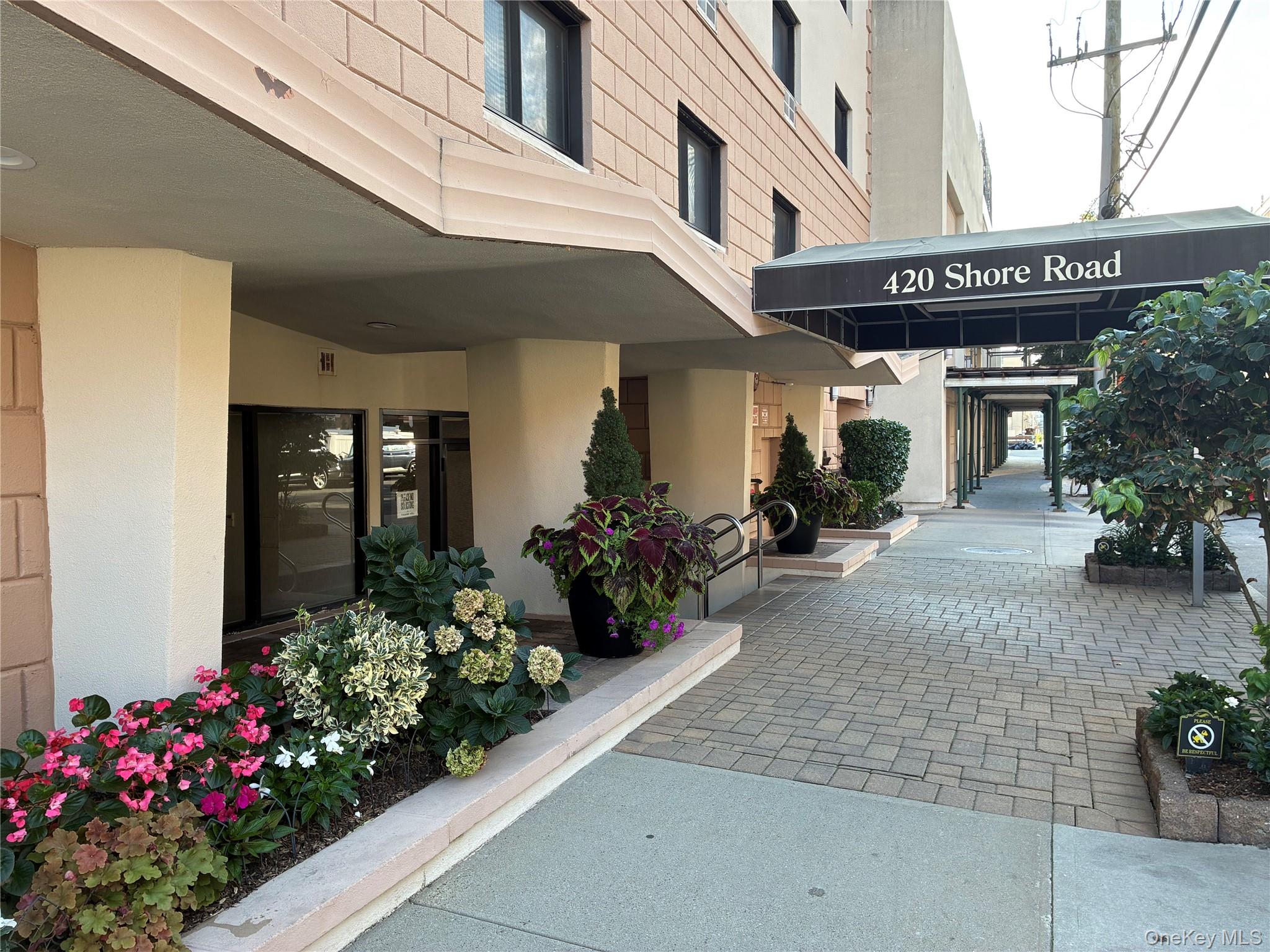 420 Shore Road, Unit 2D