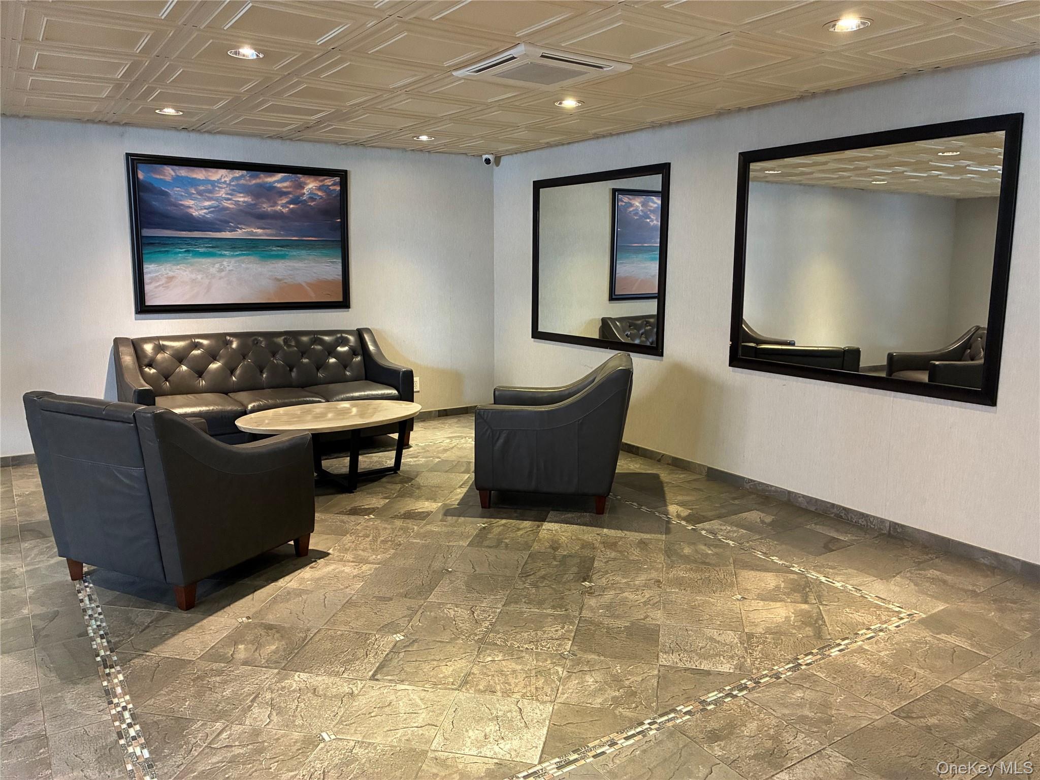 420 Shore Road, Unit 2D photo 2
