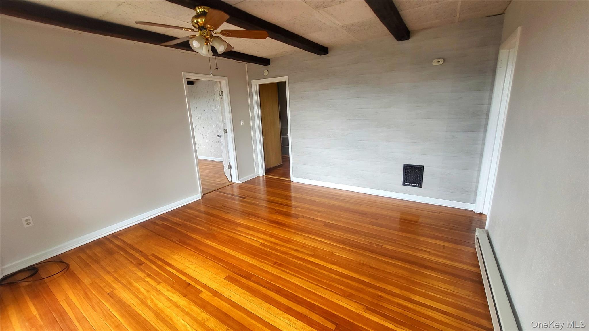 37 Roosevelt Ave-Apt 2 – For Rent photo 4