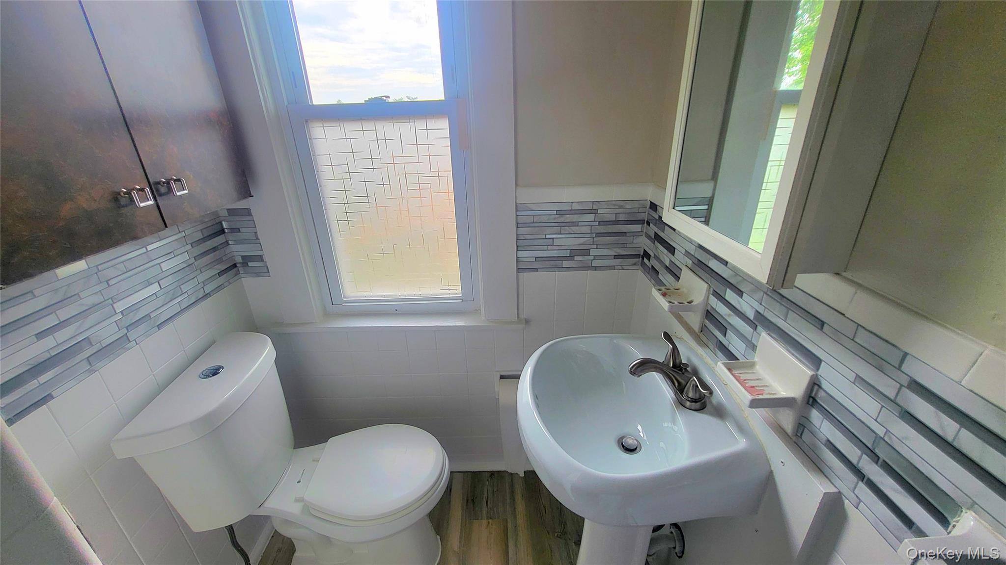 37 Roosevelt Ave-Apt 2 – For Rent photo 14