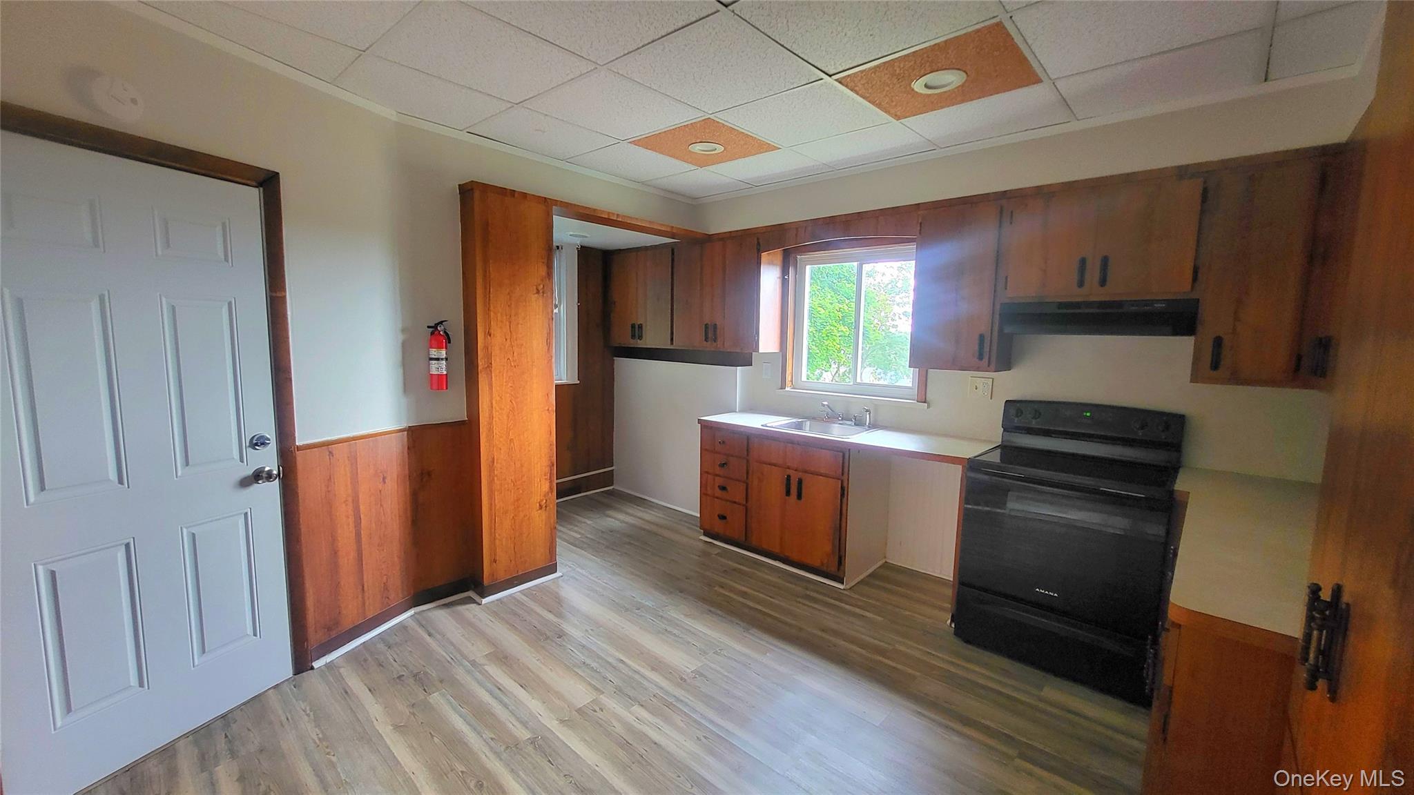 37 Roosevelt Ave-Apt 2 – For Rent photo 2