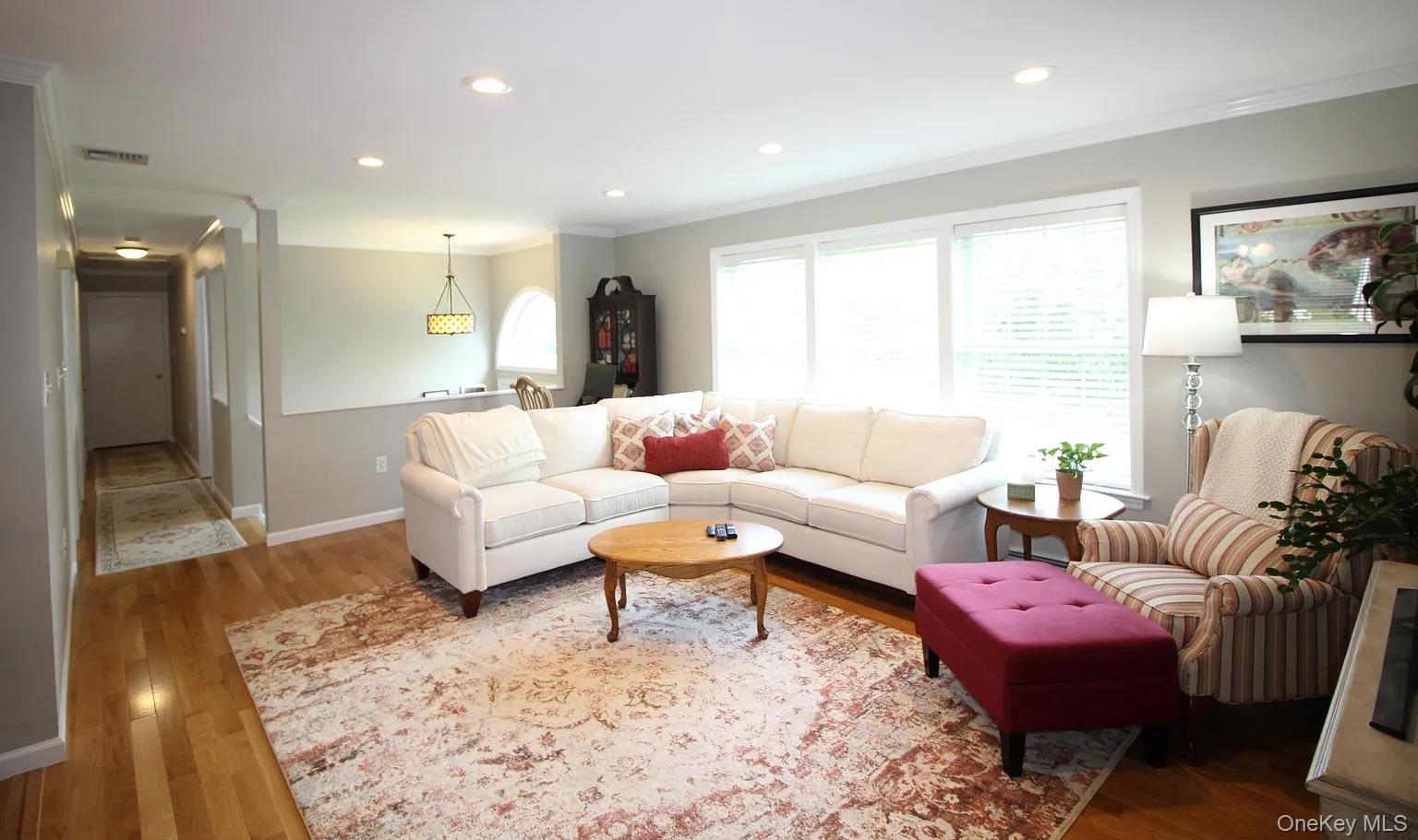 5 Meadow Drive – For Sale photo 6