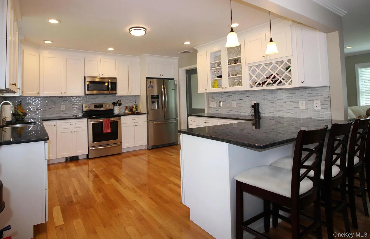 5 Meadow Drive – For Sale photo 2