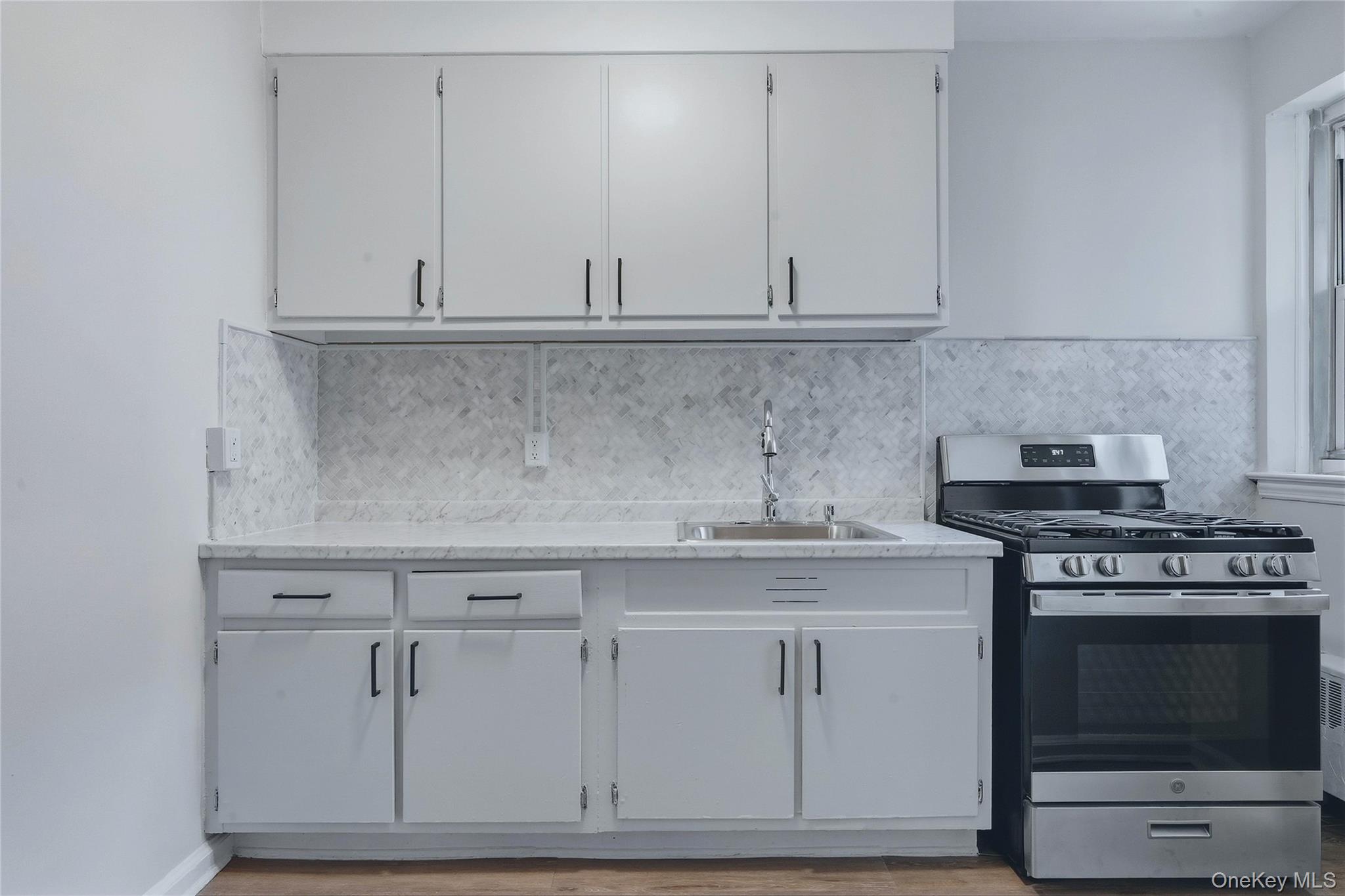 230 Pelham Road, Unit 4L photo 4
