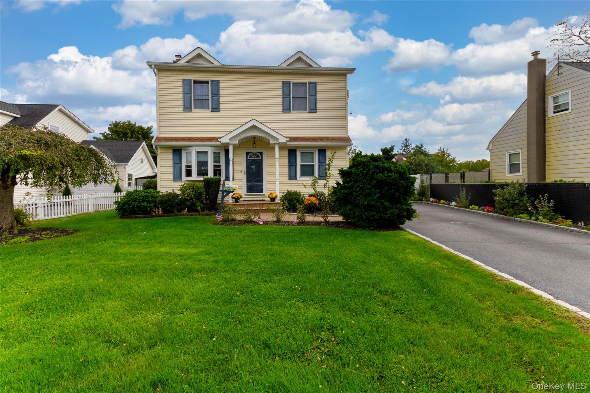 50 Peters Lane – For Sale