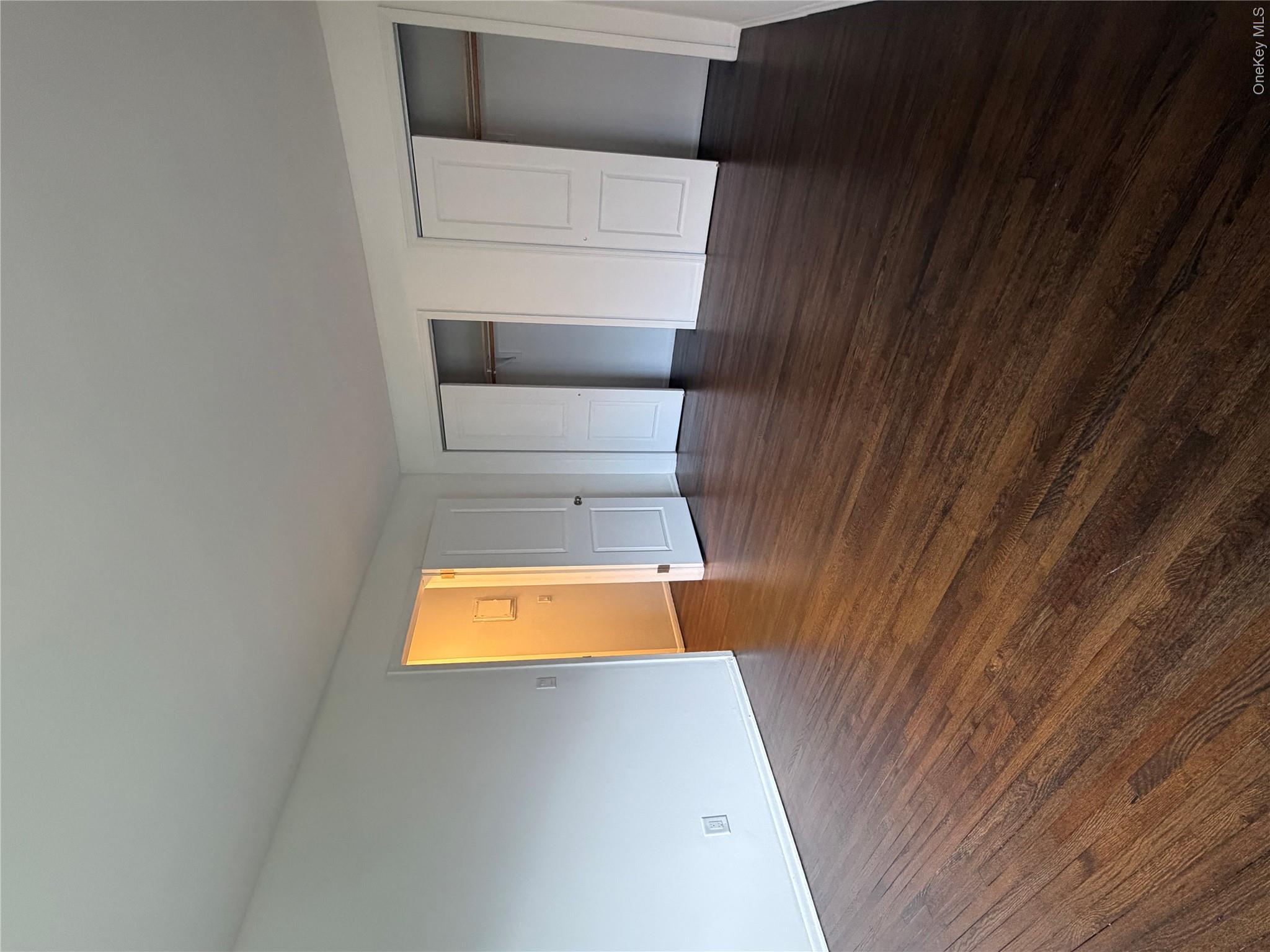 3 W Lawrence Park Drive, Unit 1 photo 3