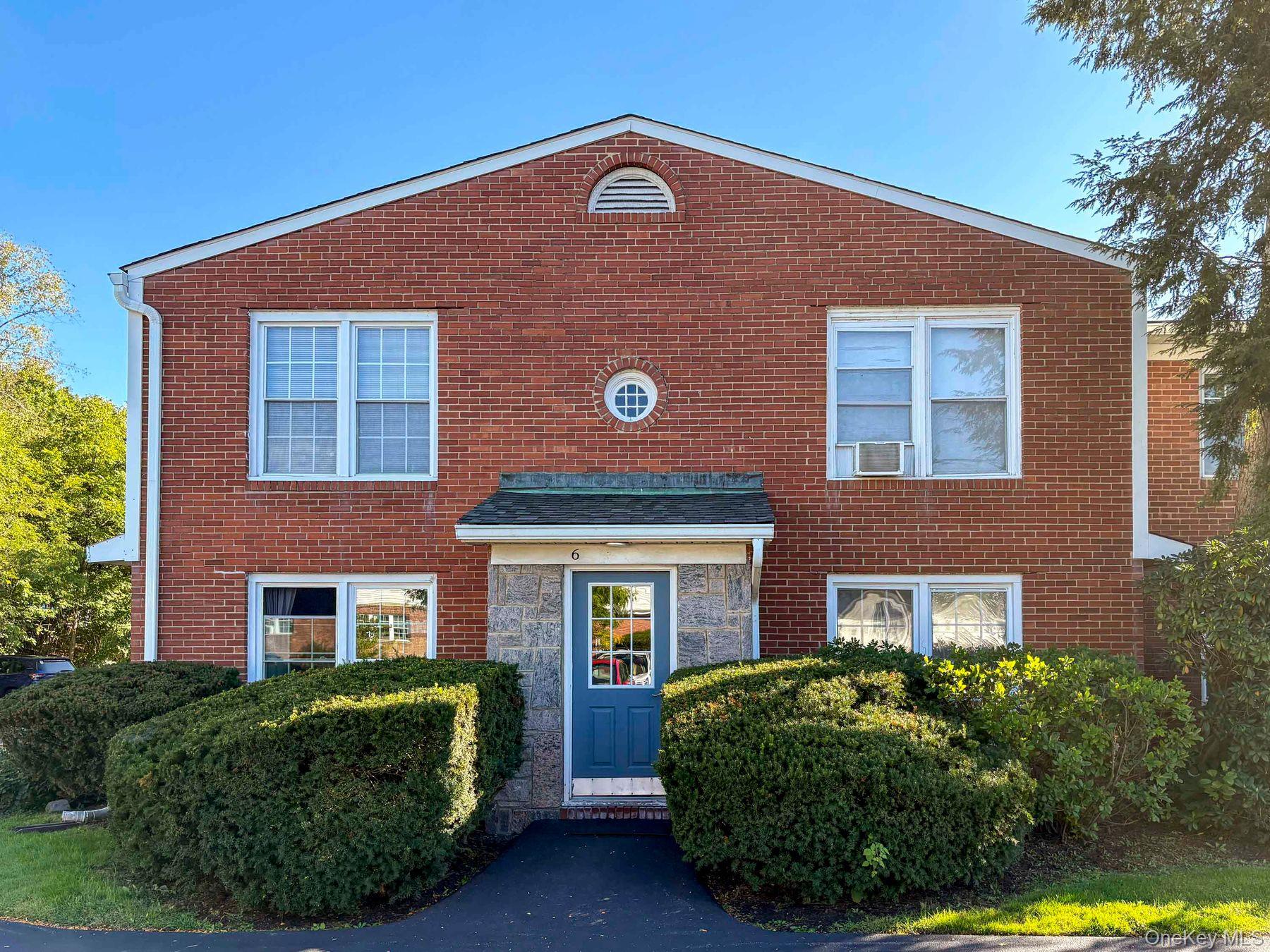 6 Huguenot Street, Unit 4