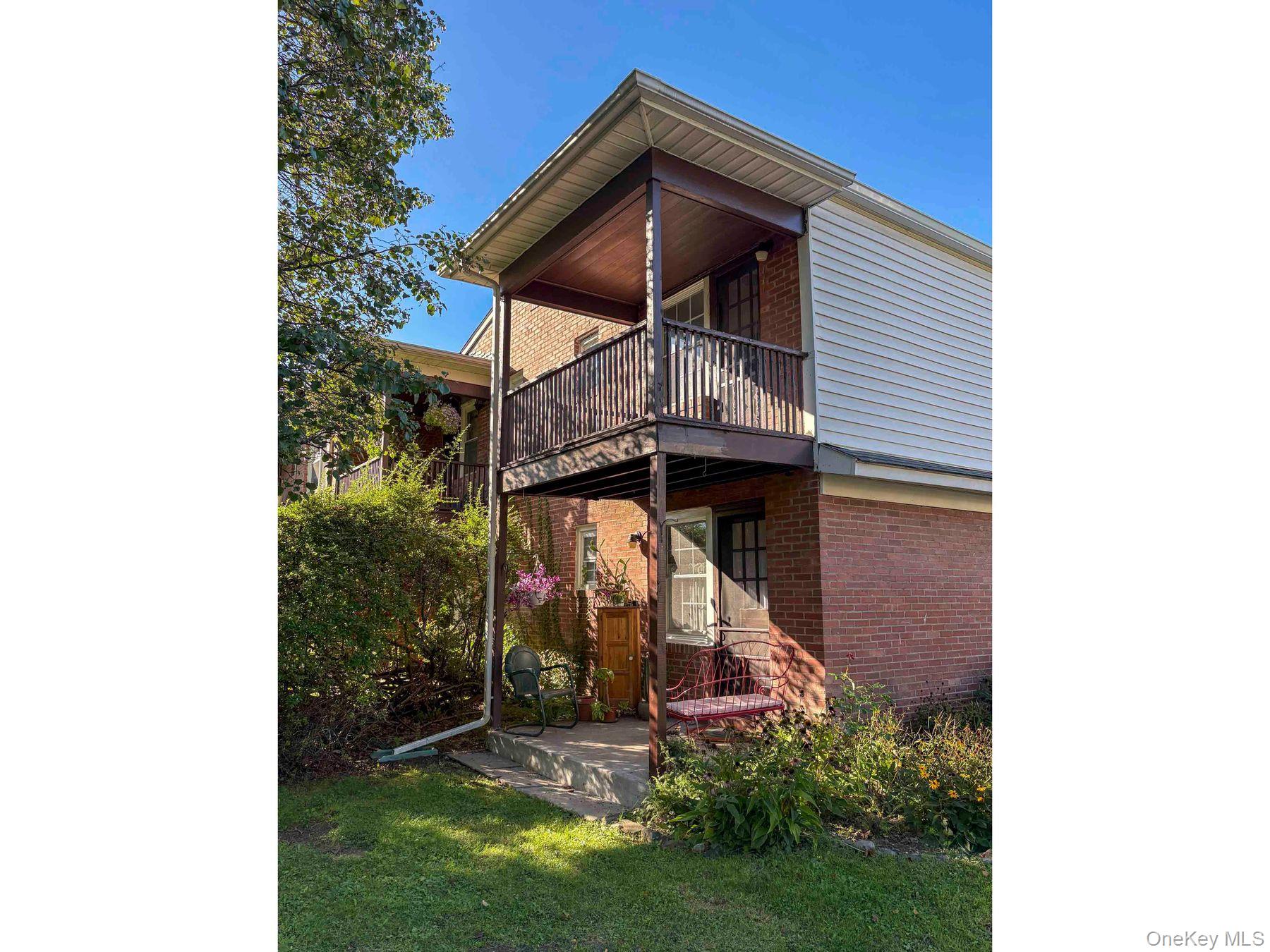 6 Huguenot Street, Unit 4 photo 16