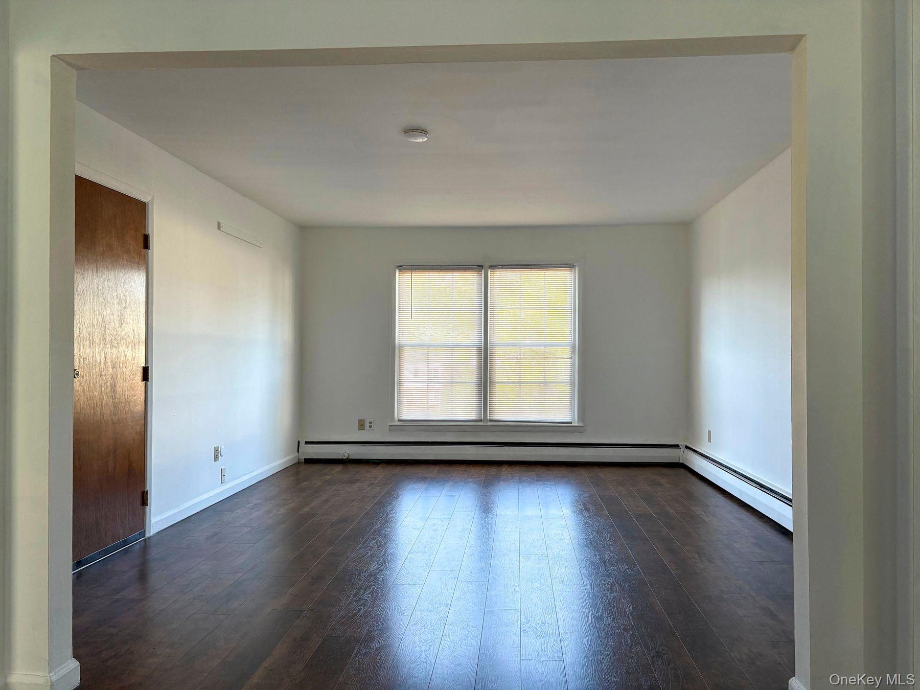 6 Huguenot Street, Unit 4 photo 4