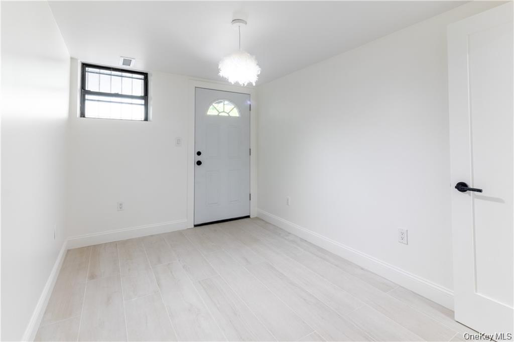 1231 Putnam Avenue, Unit 1 photo 10