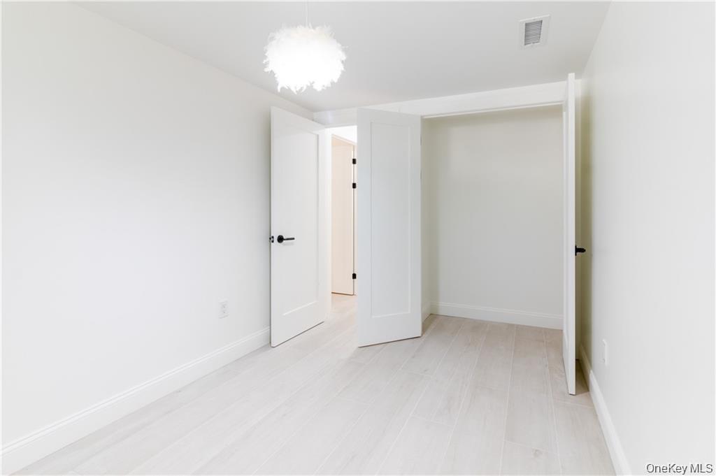 1231 Putnam Avenue, Unit 1 photo 12