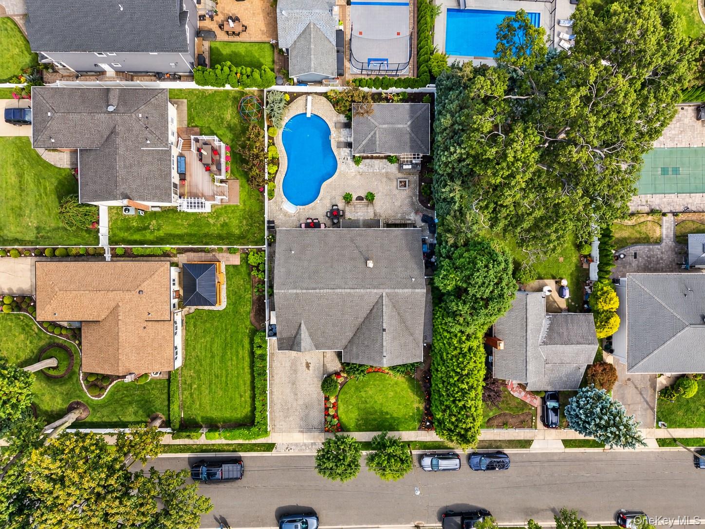 2021 Decatur Avenue – For Sale photo 46