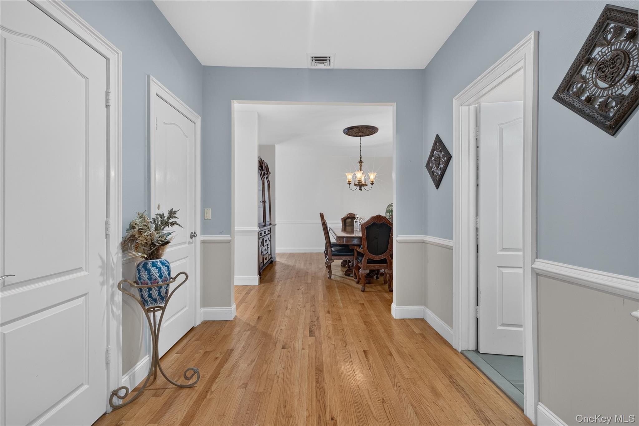 2021 Decatur Avenue – For Sale photo 15