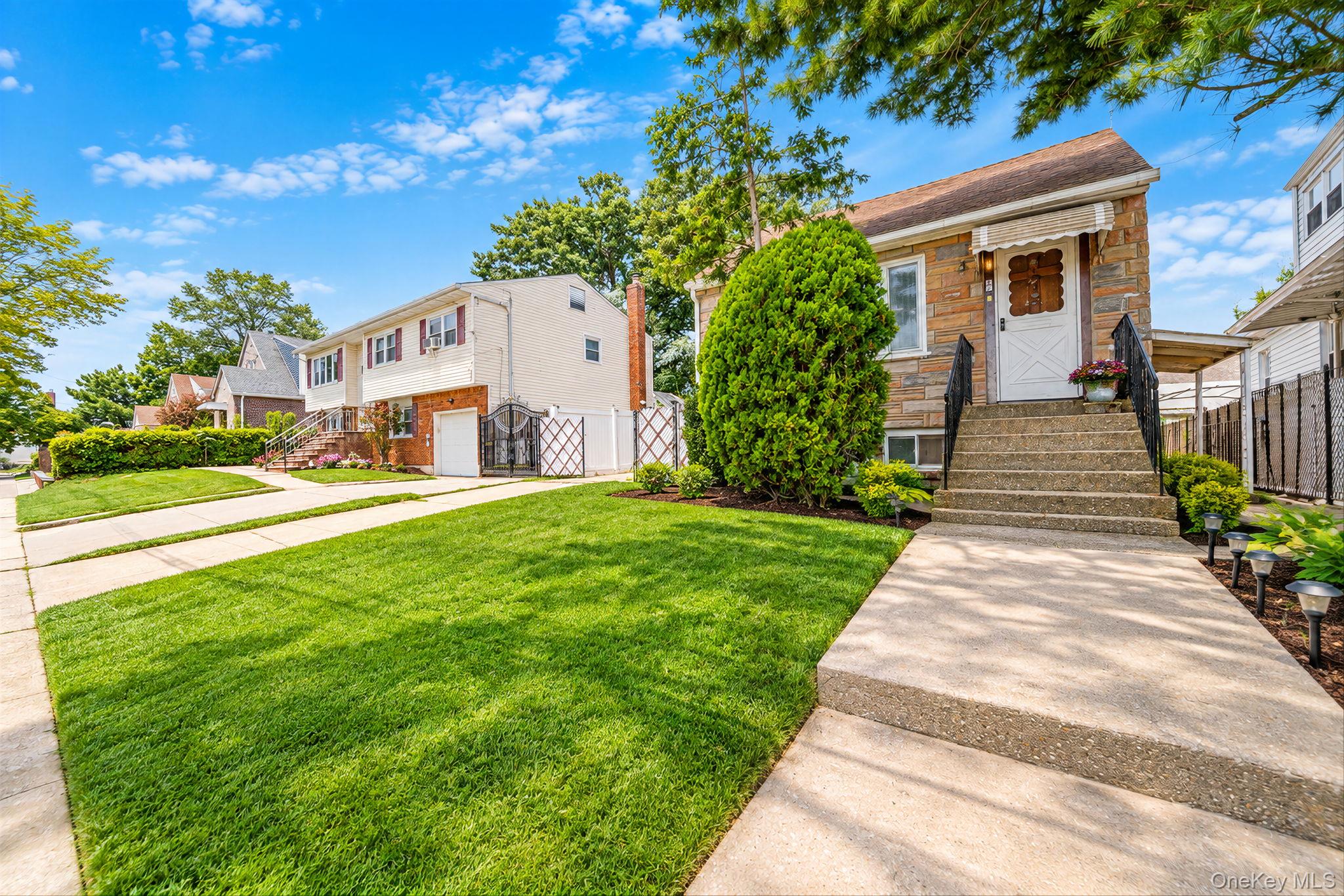 5 Park Place – For Sale photo 2