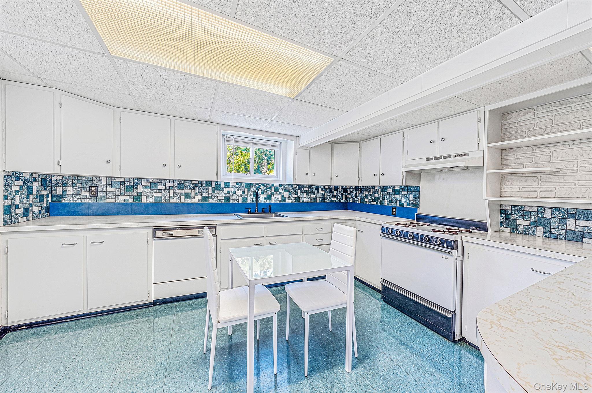 5 Park Place – For Sale photo 29
