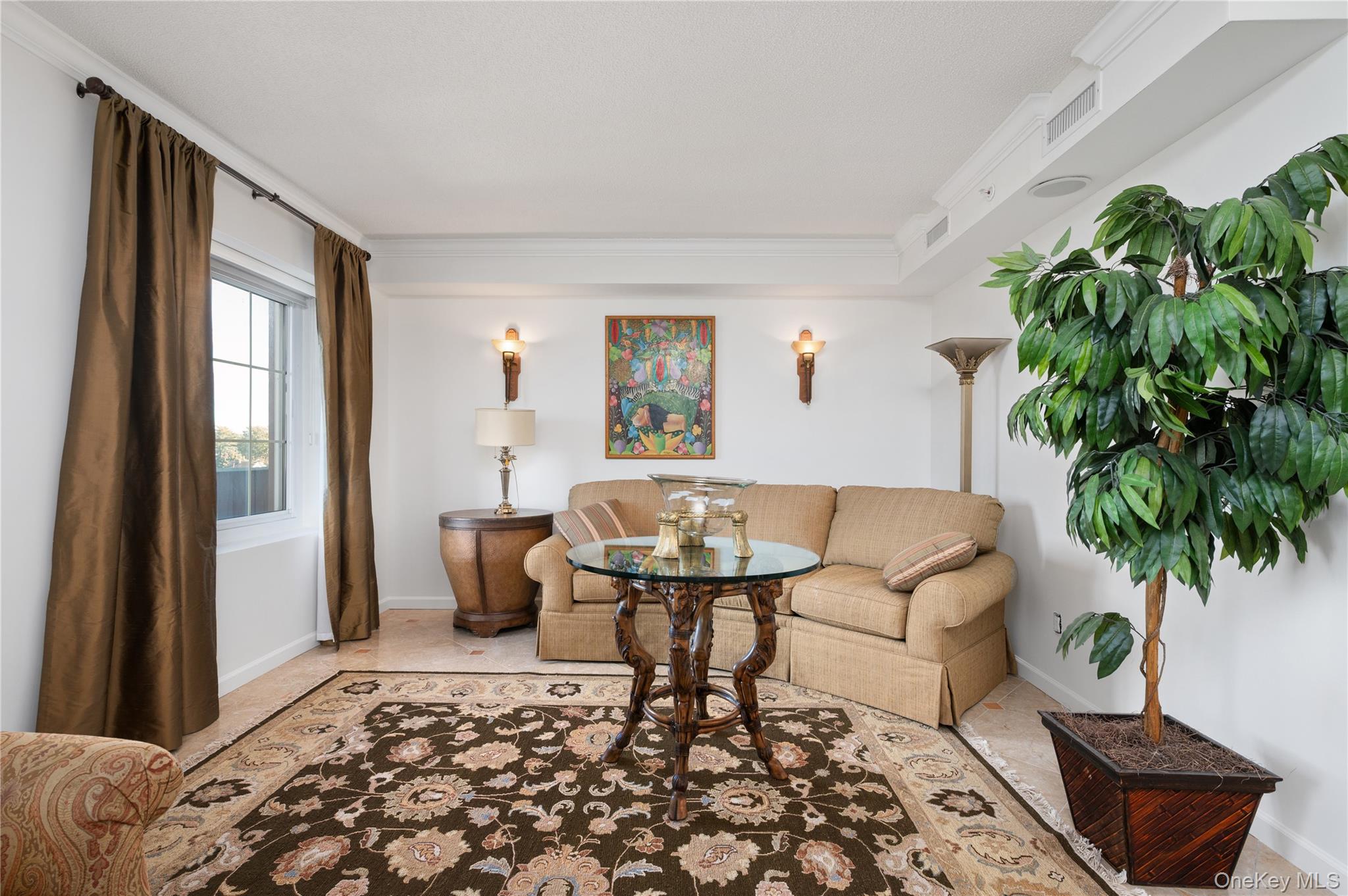 242 Maple Avenue, Unit 502 photo 8
