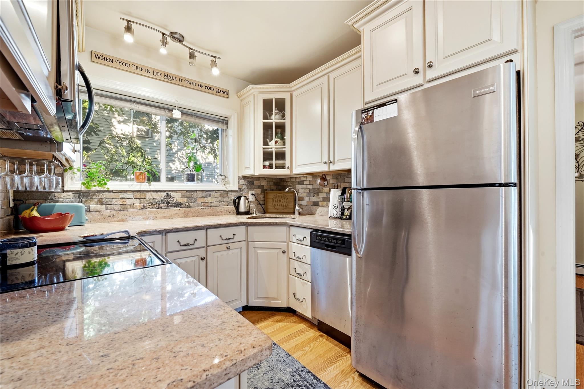 8 South Avenue – For Sale photo 10