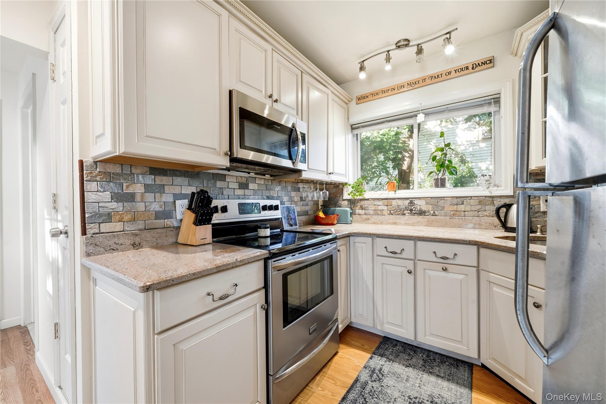 8 South Avenue – For Sale photo 9