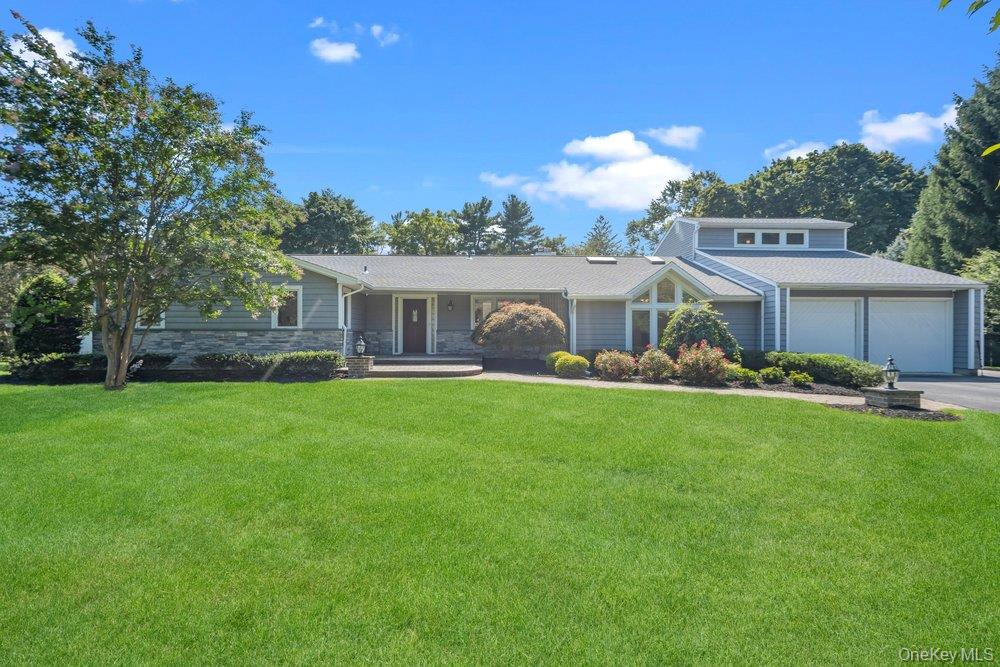 135 Hickman Street – For Sale photo 2