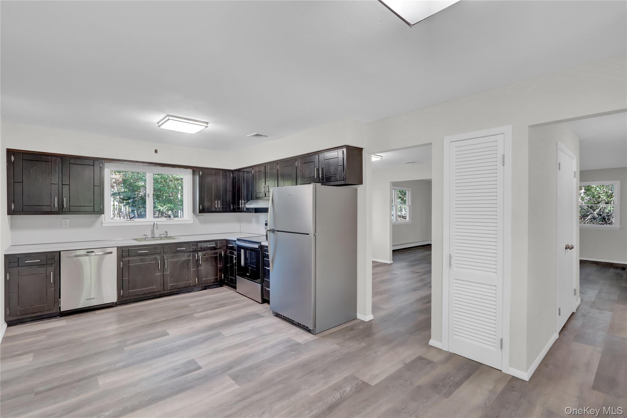 7 Canterbury Court – For Rent photo 20