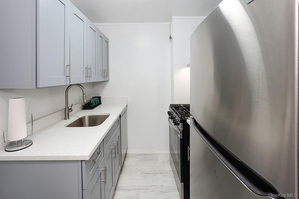 100 Clinton Avenue, Unit 2X photo 8