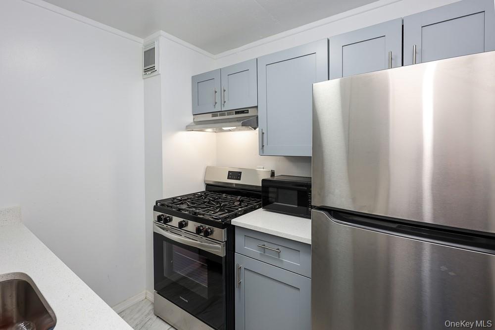100 Clinton Avenue, Unit 2X photo 7