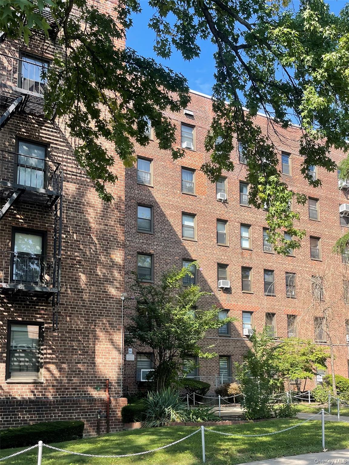 6215 53rd Avenue, Unit 1A