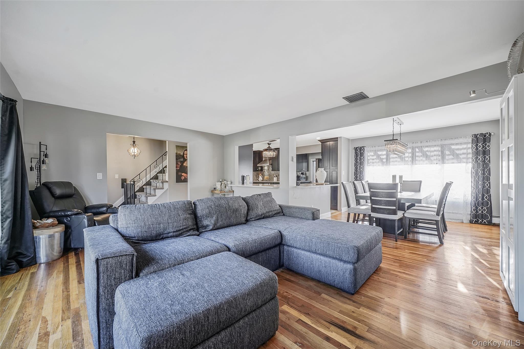 11 Susan Court – For Sale photo 5