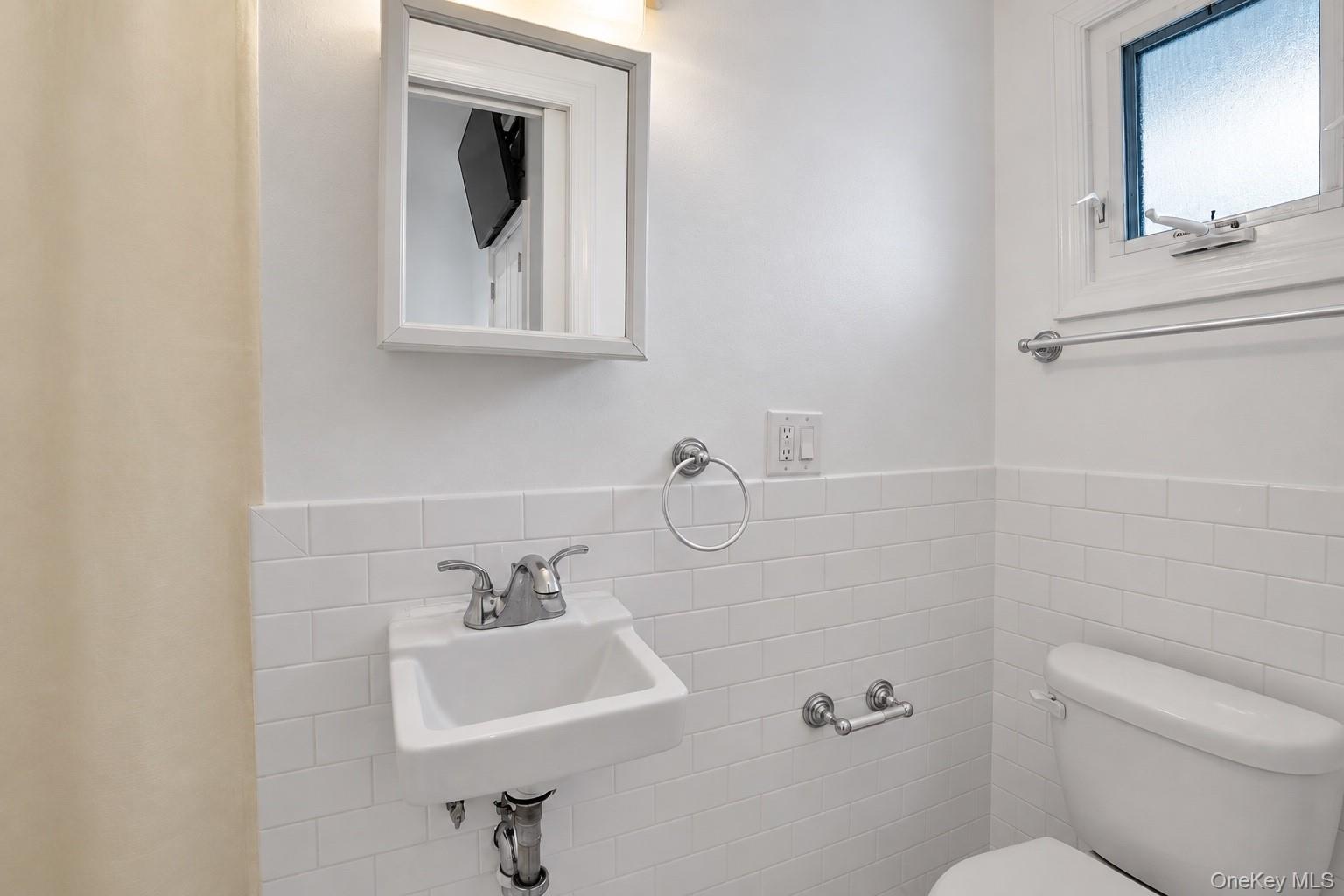 87 North Road – For Sale photo 14
