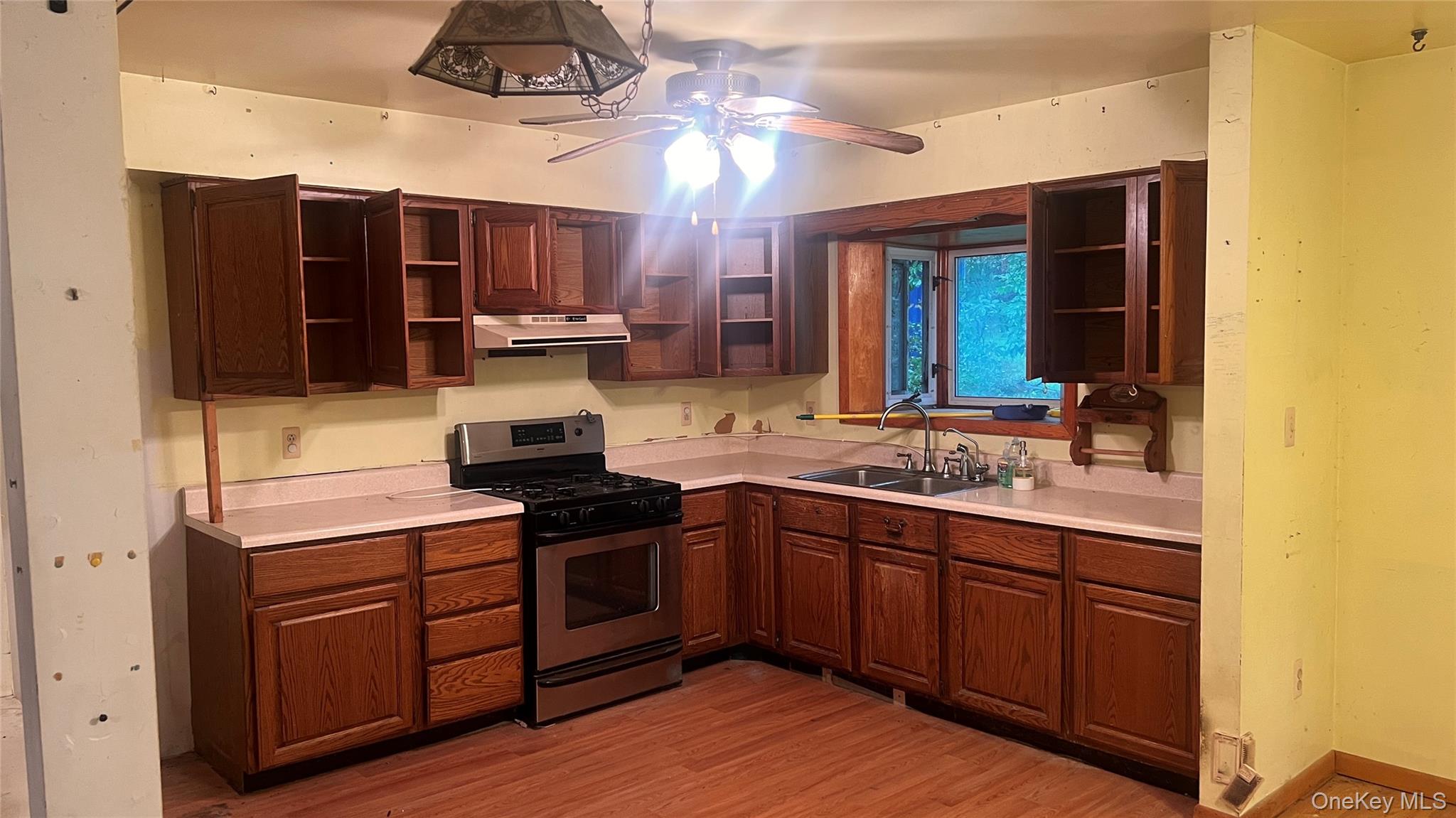 32 Hammerhead – For Sale photo 3